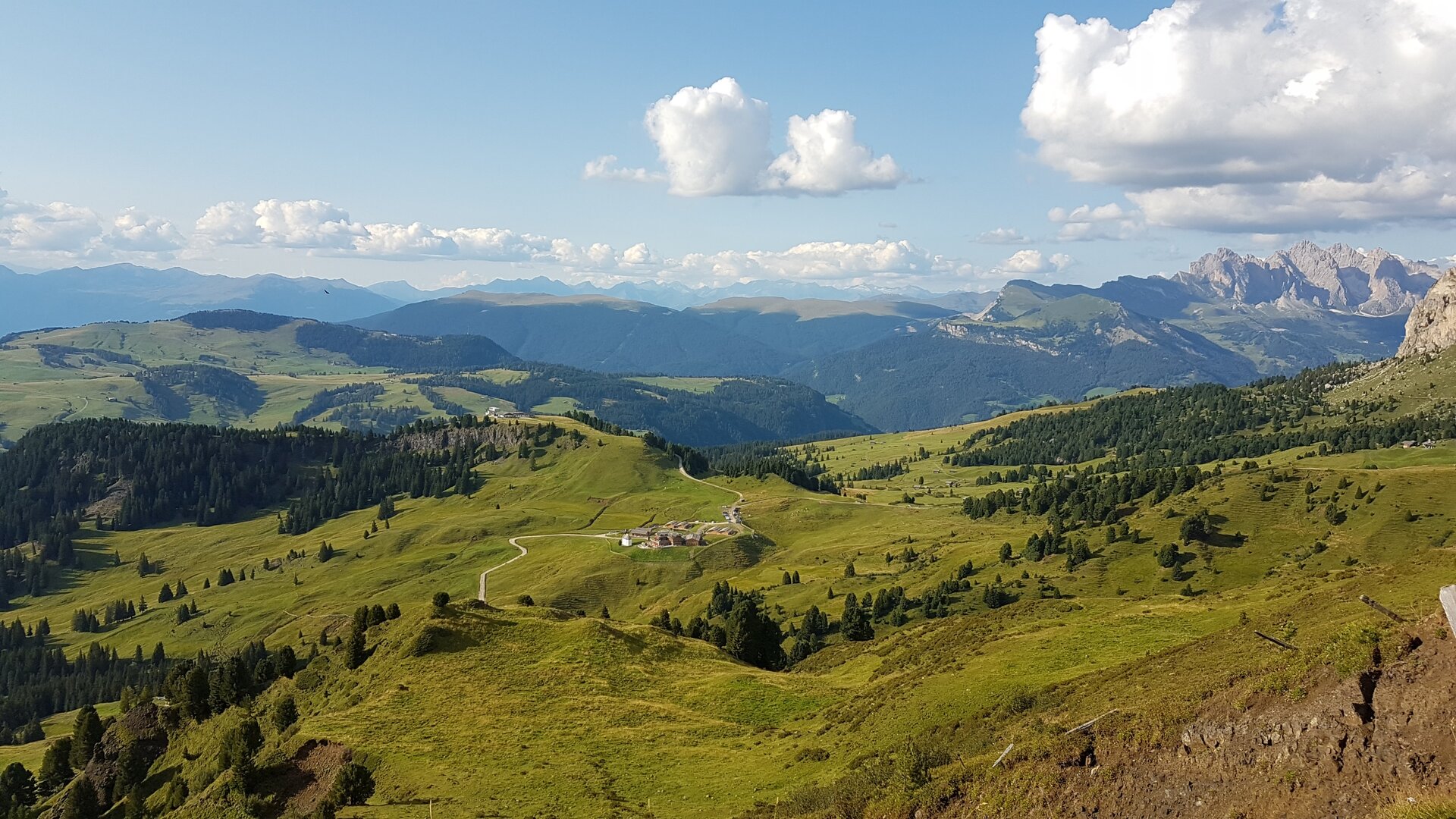 Die Seiser Alm wartet auf Sie